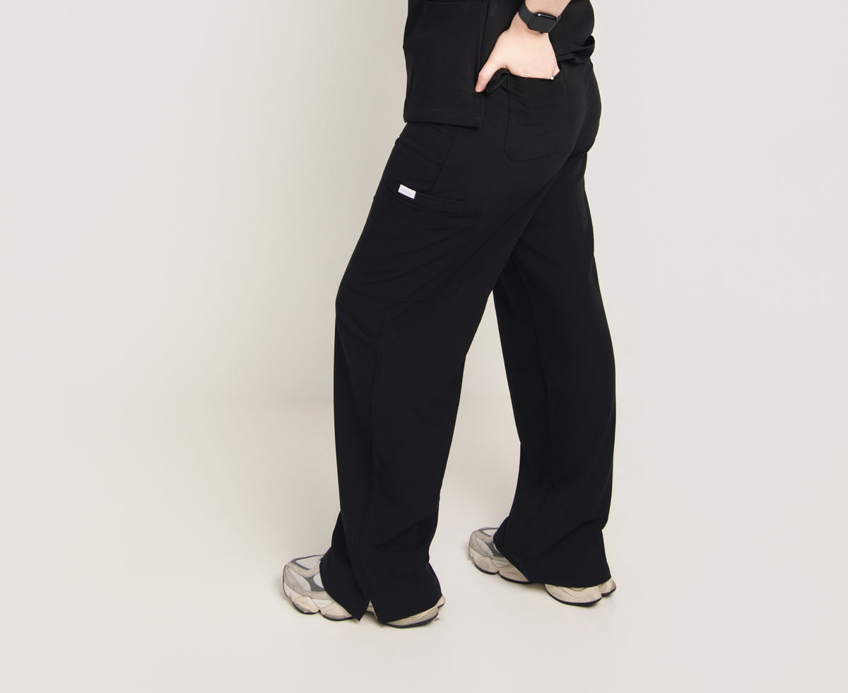 The Flow Straight-Leg Scrub Pant- Black